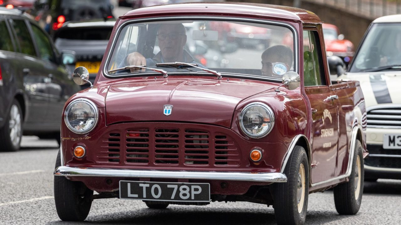Mini Motorways Rome Update: Free Winter Map is Here